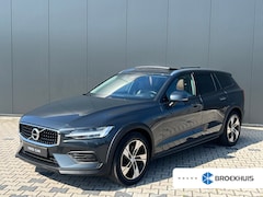 Volvo V60 Cross Country - T5 AWD Pro | Trekhaak | Panoramadak | Apple carplay/Android auto | Massage Stoelen | Venti