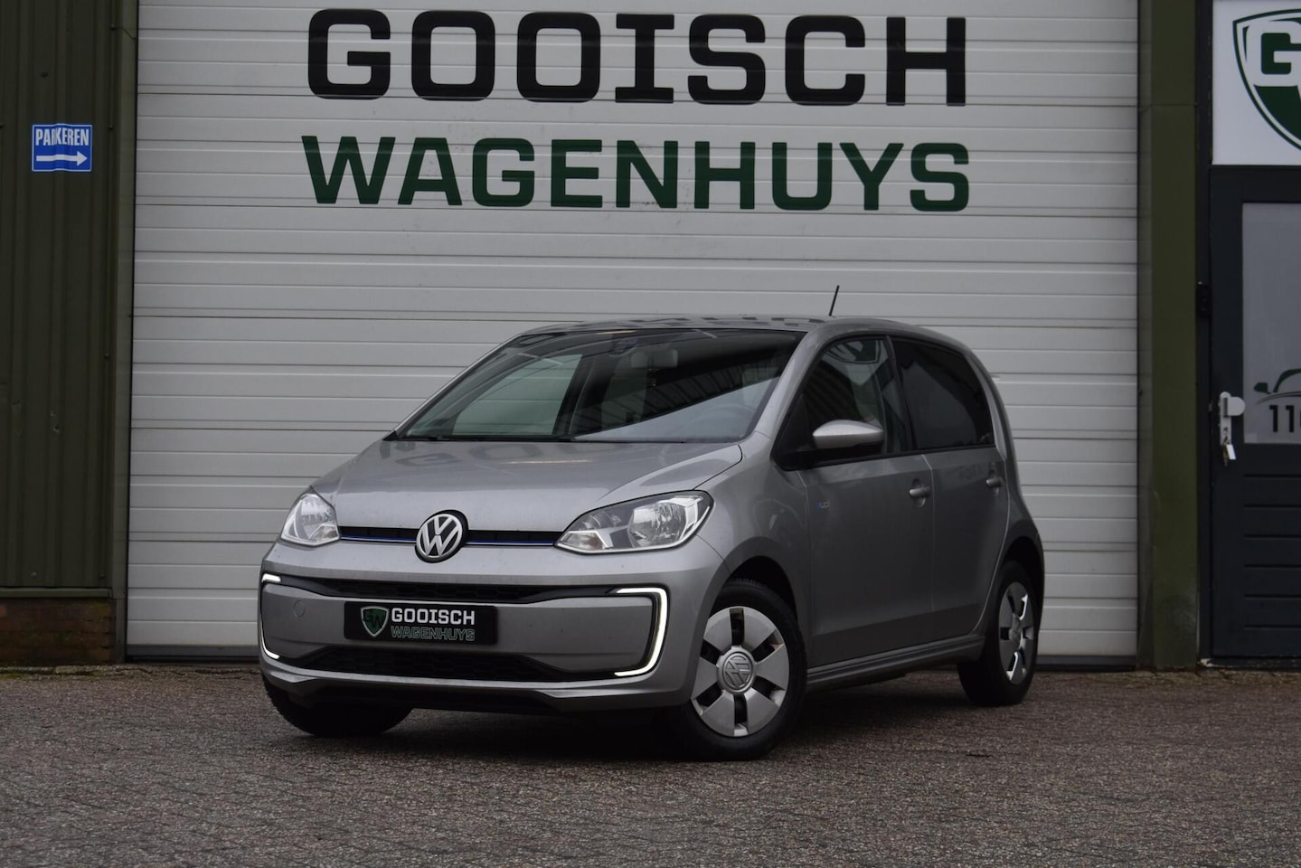 Volkswagen e-Up! - e-up! | Climate | Stoelverwarming | Voorruit verwarming | - AutoWereld.nl