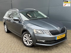 Skoda Octavia Combi - 1.0 TSI Business/Automaat/ carplay/Navi/Airco/parkeer sensoren