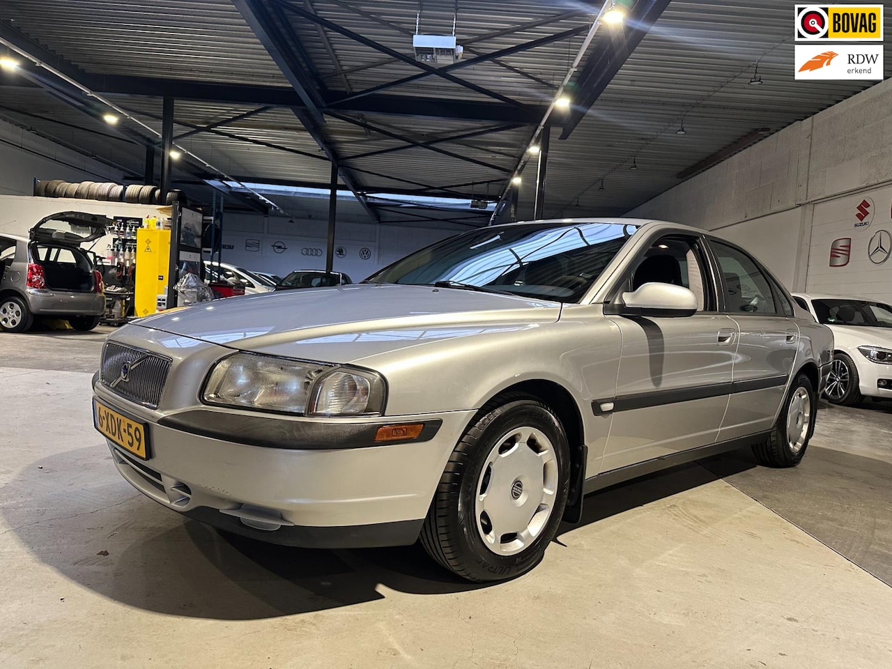 Volvo S80 - 2.4 Comfort/Trekhaak/Airco/2x sleutels/Apk nieuw - AutoWereld.nl