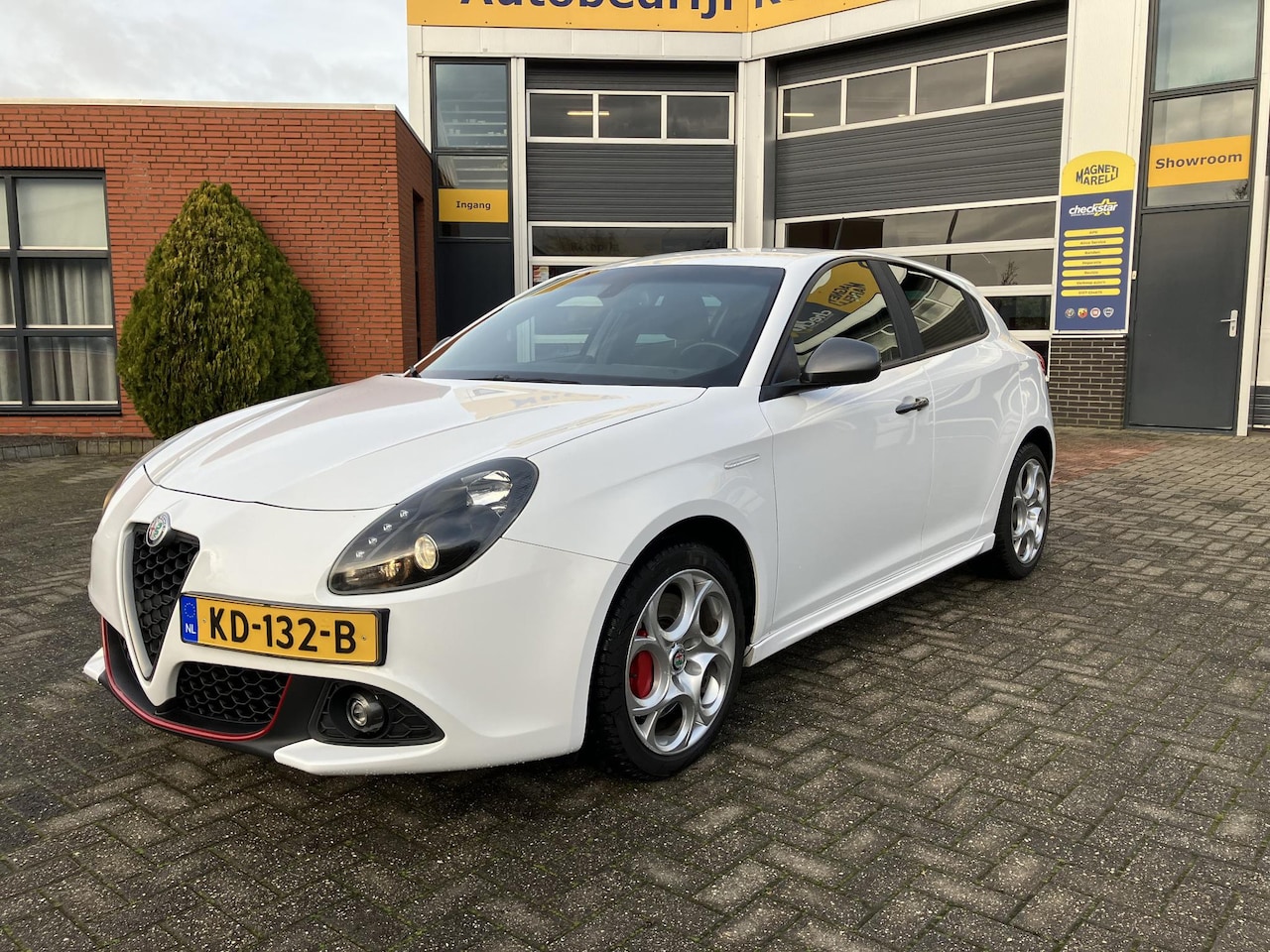 Alfa Romeo Giulietta - 1.4 Turbo MultiAir Super | Afneembare trekhaak |