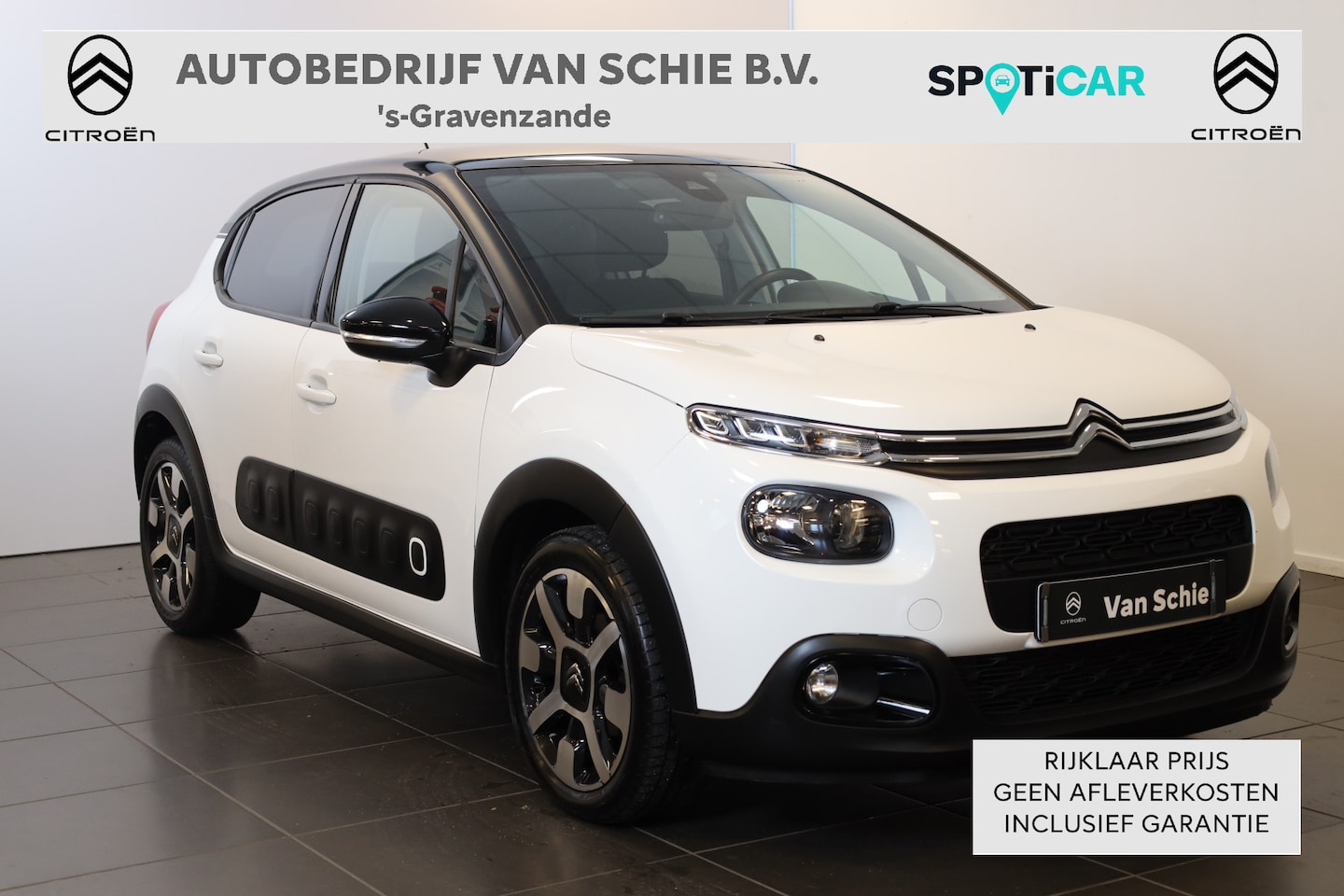 Citroën C3 - PT 110 Shine Automaat-6 Trekhaak |Stoelverwarming | Panorama Dak | sensoren achter | Apple - AutoWereld.nl