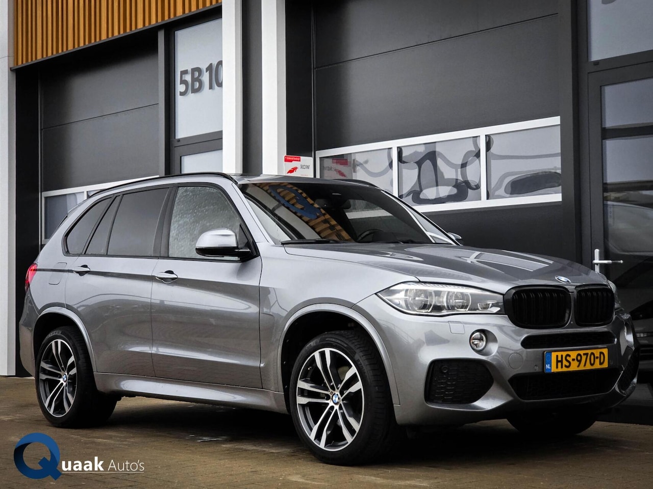 BMW X5 - xDrive40e M-Sport | PANO | COMFORTZETELS | TREKHAAK | LEDER | VOL OPTIES - AutoWereld.nl