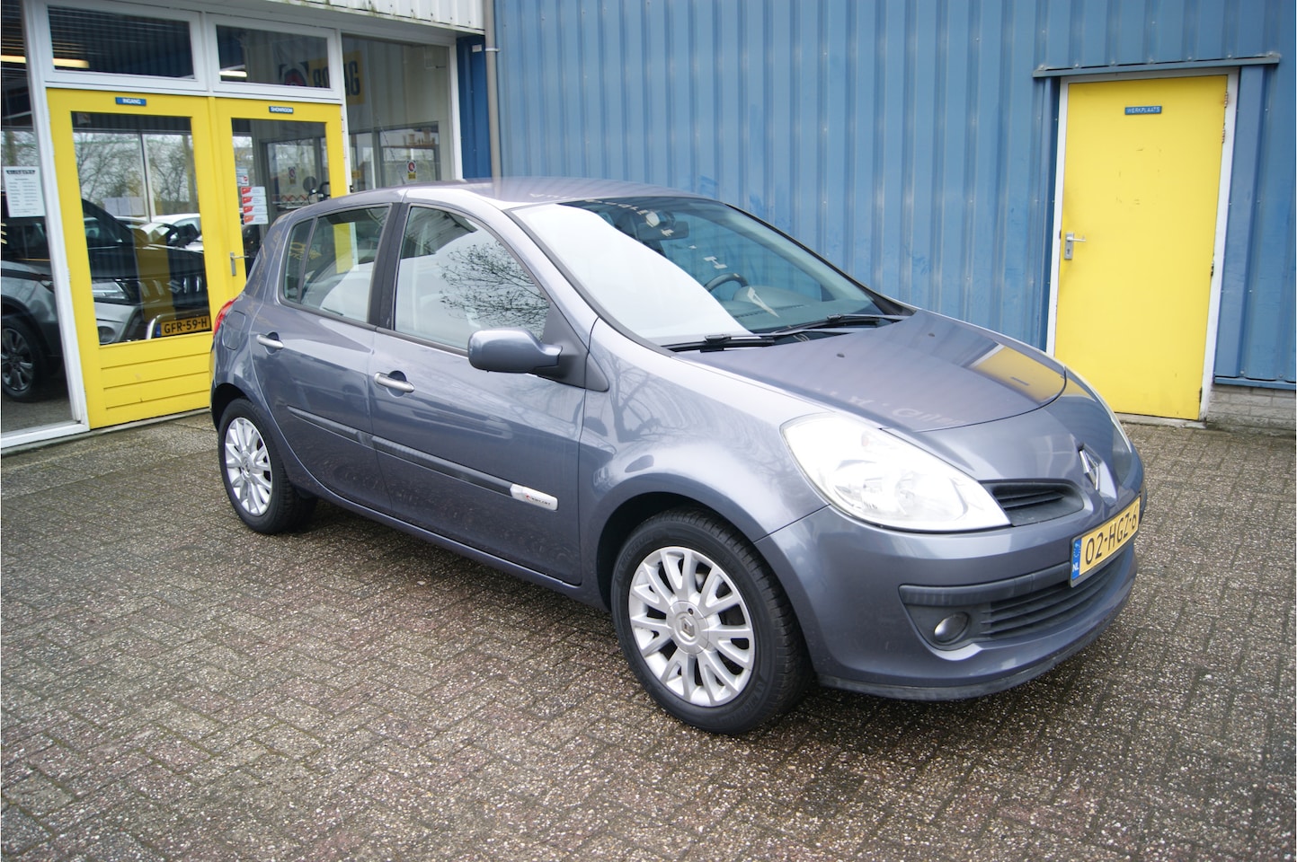 Renault Clio - 1.2-16V Special Rip Curl 1.2-16V Special Rip Curl, Airco, Nieuwe APK!!! - AutoWereld.nl