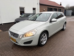 Volvo V60 - T3 Momentum