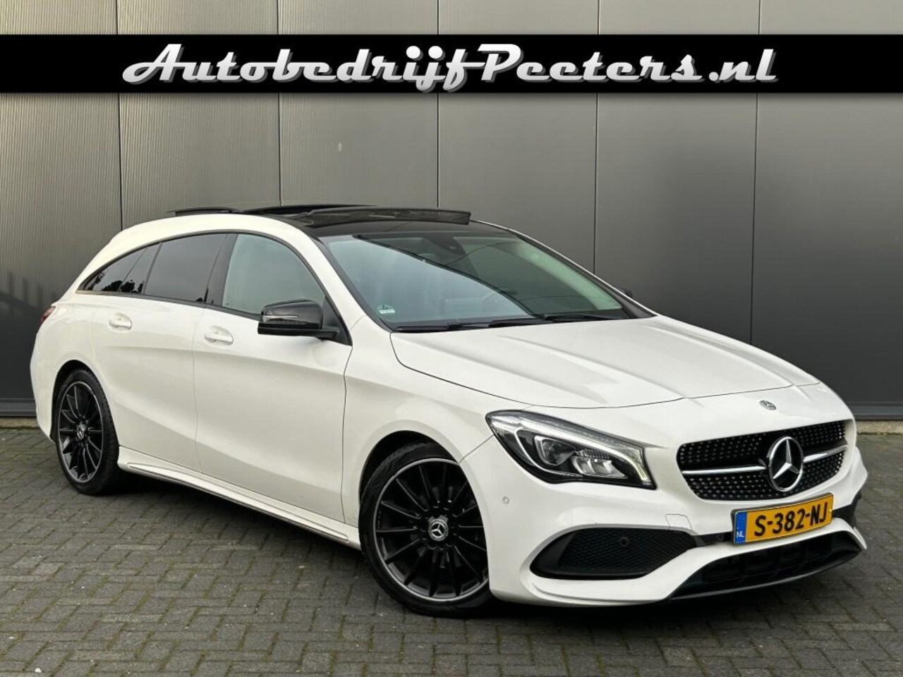 Mercedes-Benz CLA-Klasse - SB CLA 180 Aut7 AMG Night Pano Carplay Android Leder Camera Afn.trekhaak - AutoWereld.nl