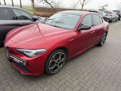 Alfa Romeo Giulia - 2.0 T Veloce AWD Rosso Competitione / Etna - Panorama dak