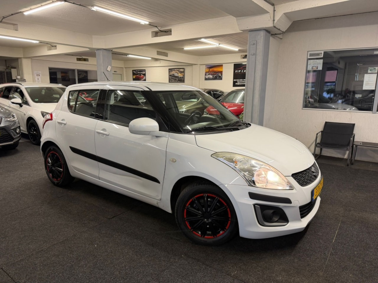 Suzuki Swift - 1.2 Comfort EASSS*5deurs*Navi*NAP*2014 - AutoWereld.nl