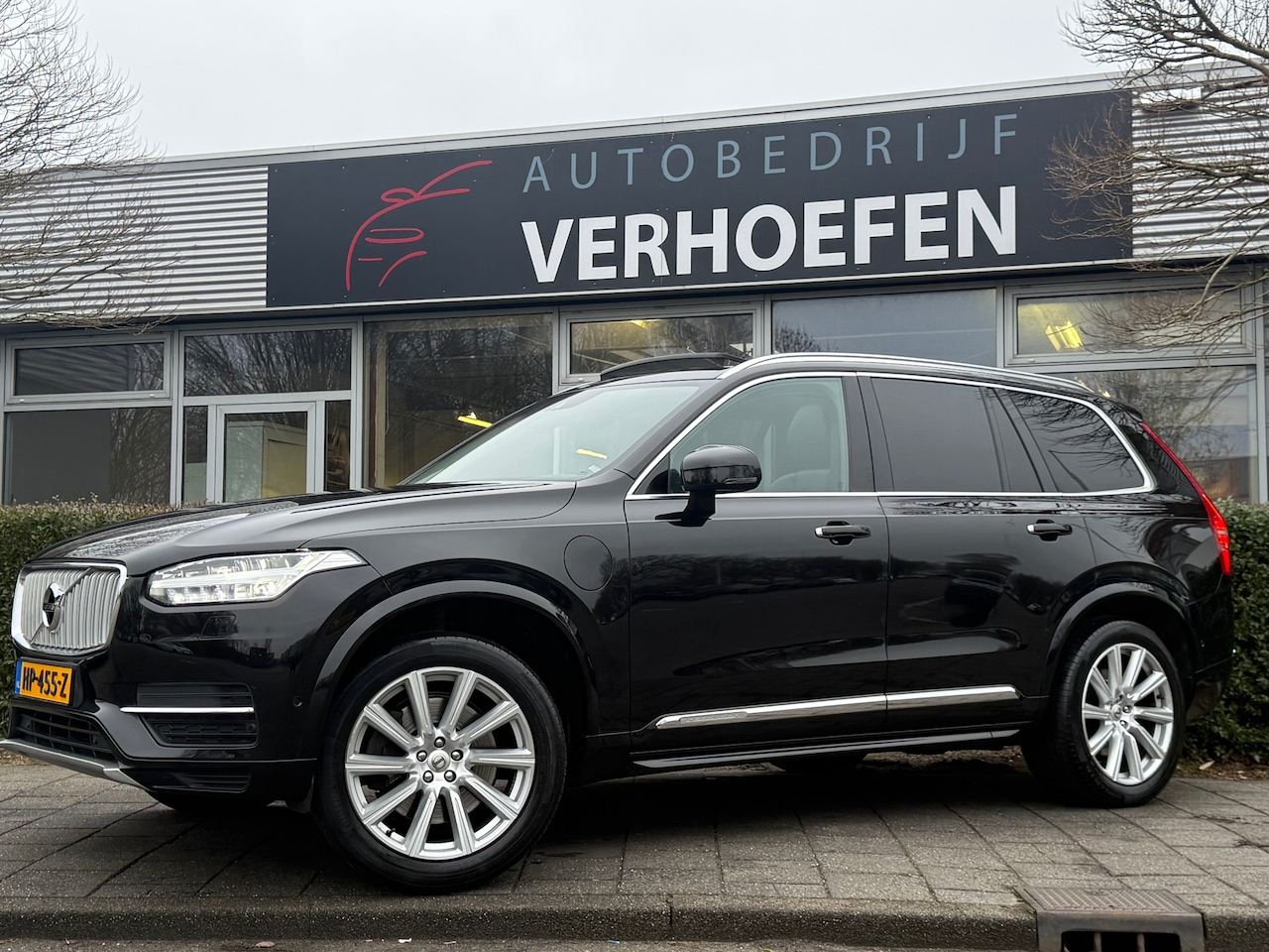 Volvo XC90 - 2.0 T8 Twin Engine AWD Inscription - 7 PERS - PANORAMA - ADAPTIEF - TREKHAAK - CARPLAY - M - AutoWereld.nl
