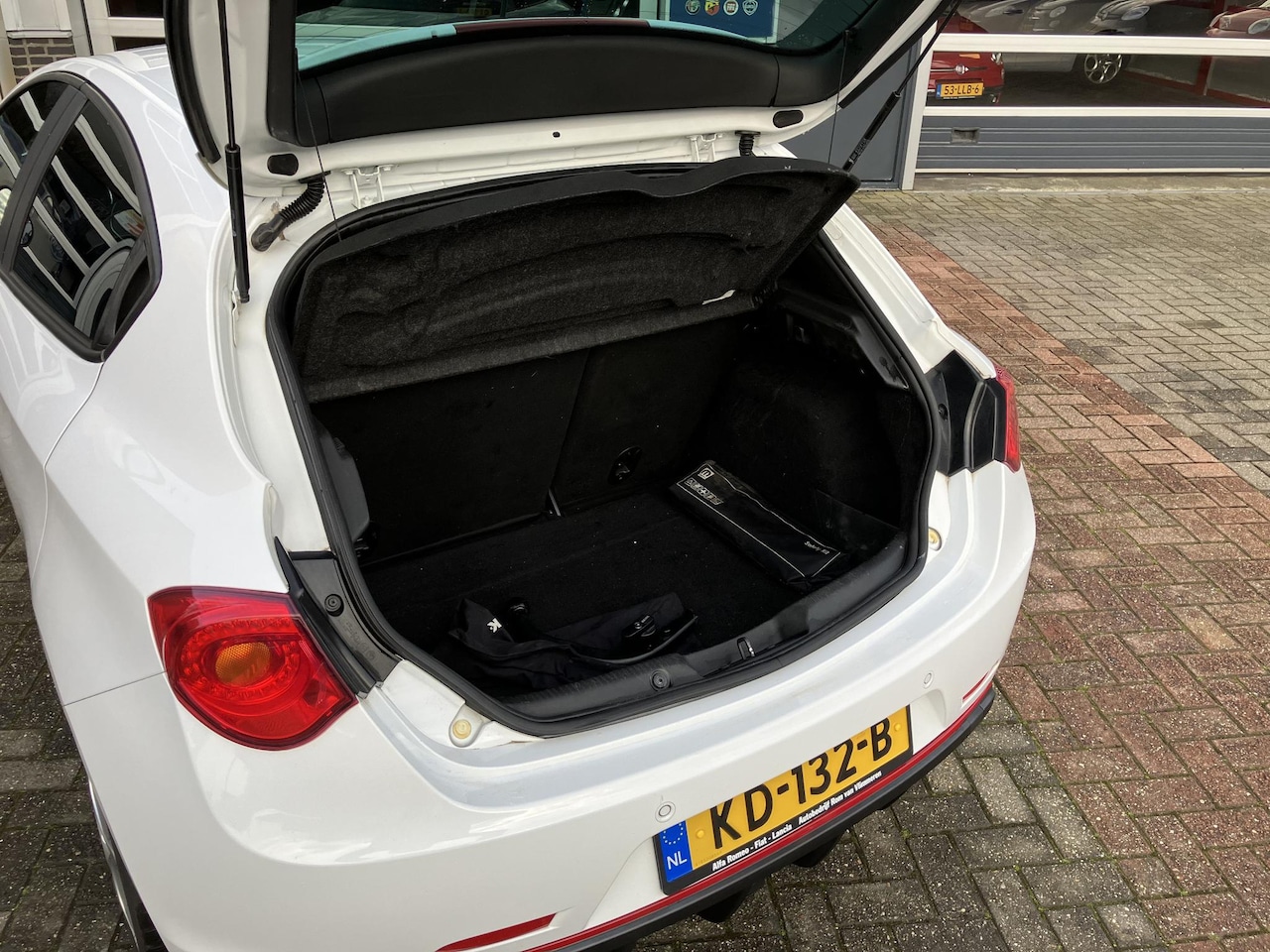 Alfa Romeo Giulietta - 1.4 Turbo MultiAir Super | Afneembare trekhaak |