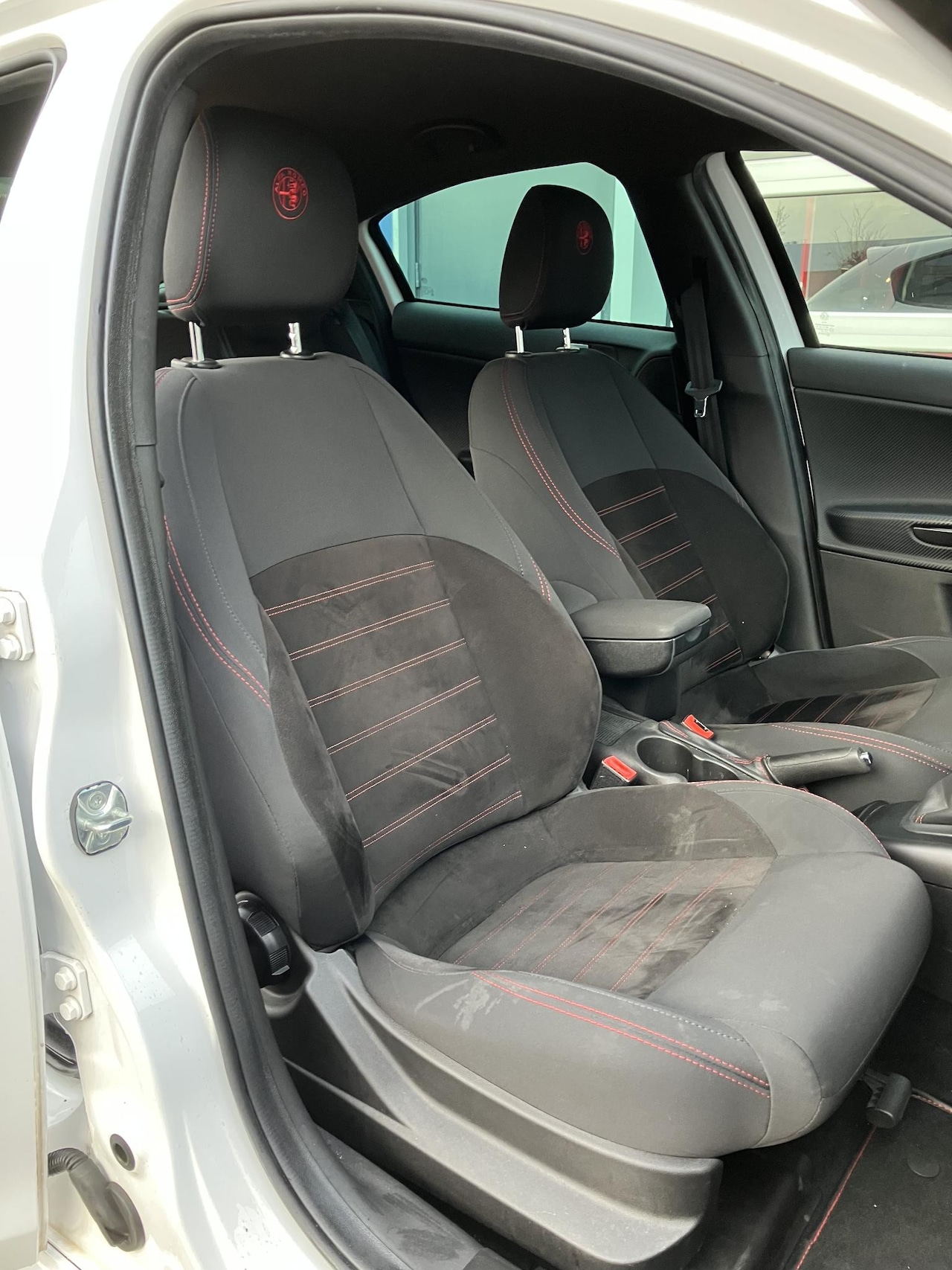 Alfa Romeo Giulietta - 1.4 Turbo MultiAir Super | Afneembare trekhaak |