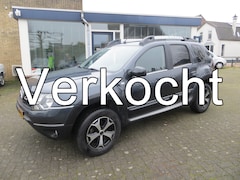 Dacia Duster - 1.2 TCe 4x2 Lauréate Blackshadow-AIRCO-NAVI-GARANTIE