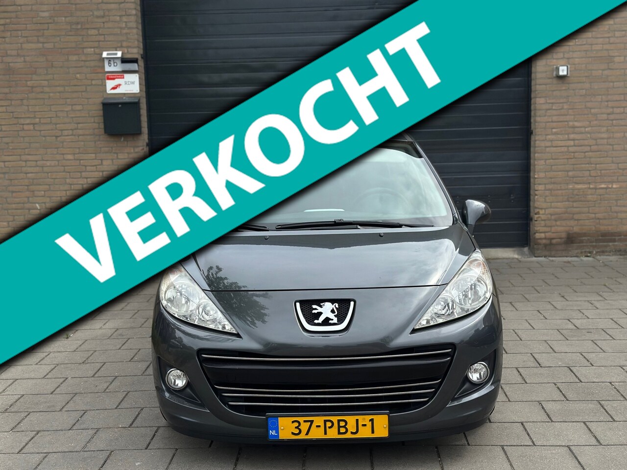 Peugeot 207 - 1.4 VTi Style Airco Cruise Control Led lichten LM velgen - AutoWereld.nl