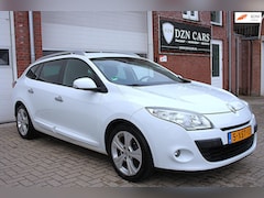 Renault Mégane Estate - 1.4 TCe Expression Airco - Trekhaak - cruise control - Lm velgen