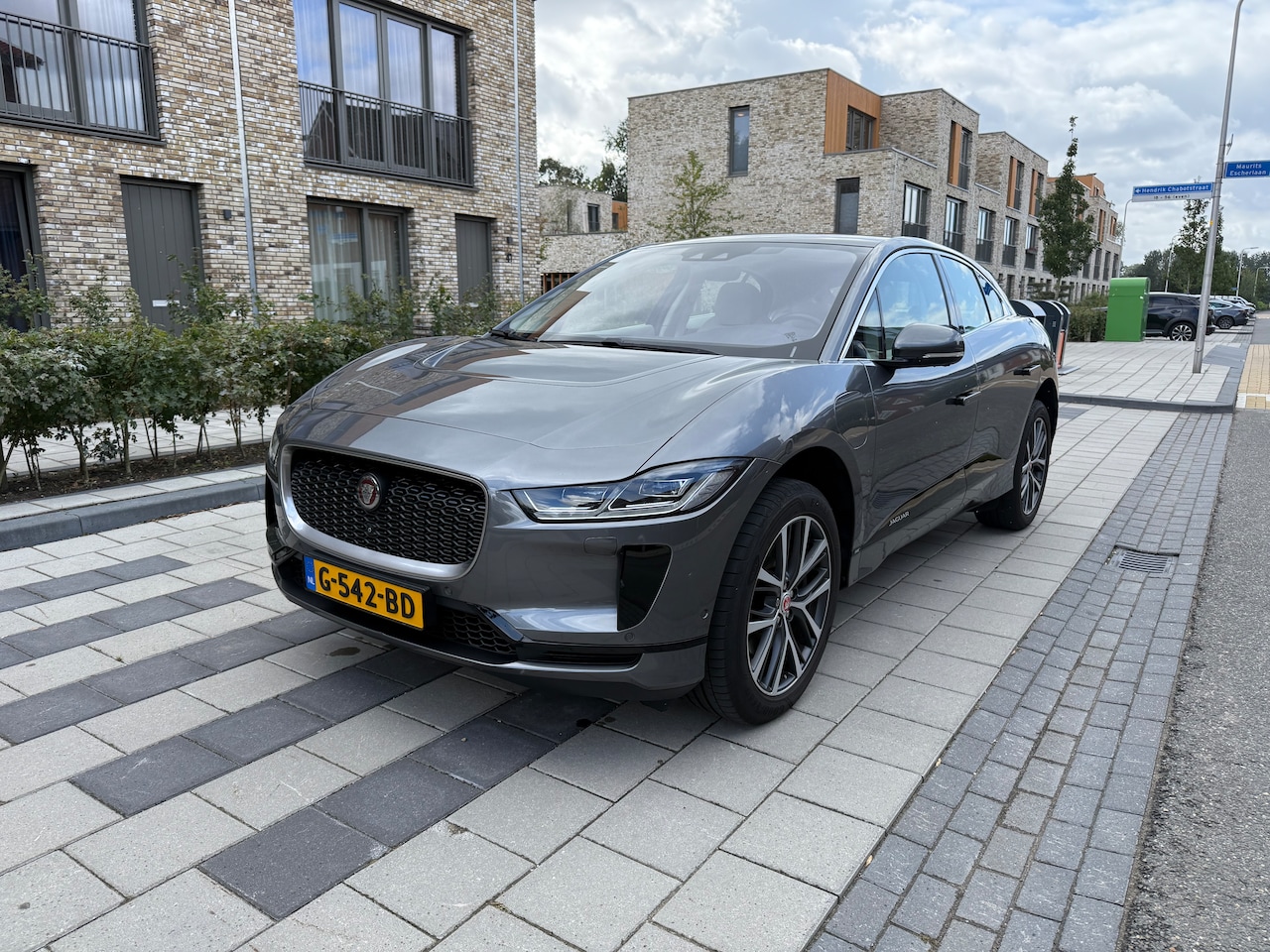 Jaguar I-PACE - EV400 S Business Edition | Leder | Memory | Autopilot | 360 Camera | Accu garantie | Winter Pack | - AutoWereld.nl