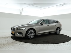 Volvo V60 - 2.0 T8 Twin Engine AWD Inscription Panorama, Leer, Navigatie