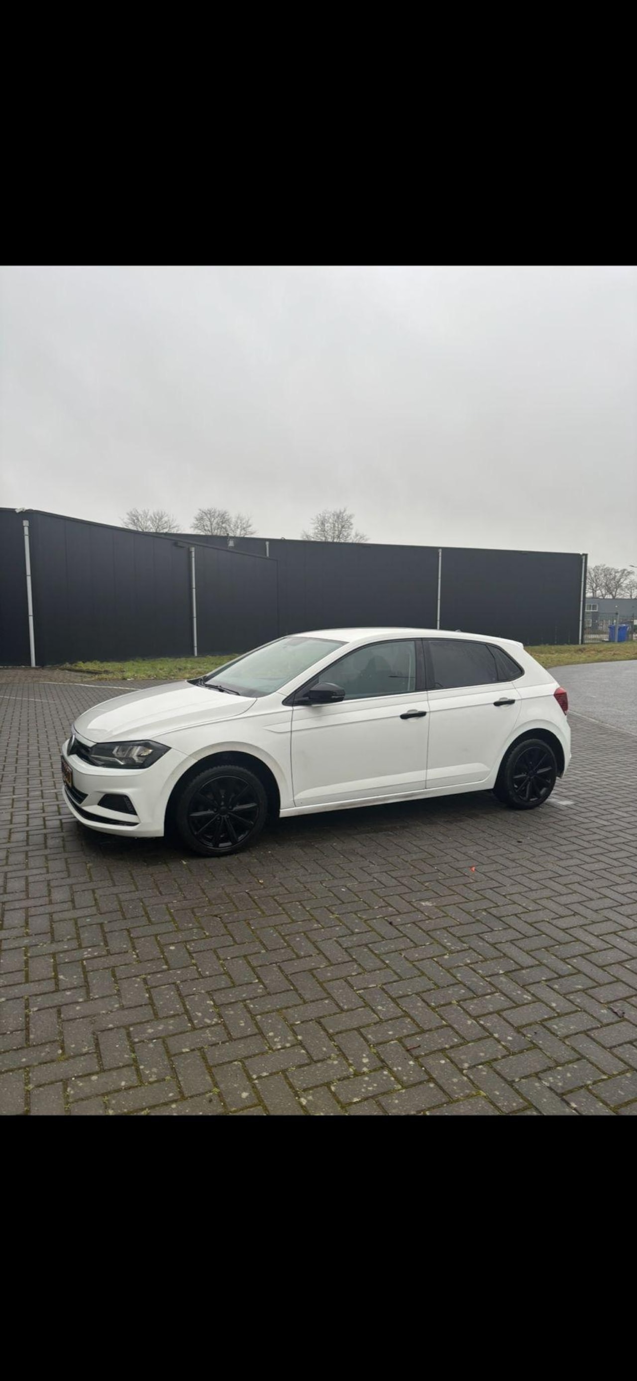 Volkswagen Polo - 1.0 MPI Comfortline STOELVERWARMING-AIRCO-17 INCH - AutoWereld.nl