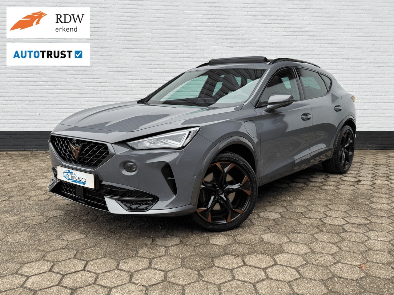 CUPRA Formentor - E-Hybrid VZ Perf. PANO l TREKHAAK l 360 l LEDER - AutoWereld.nl