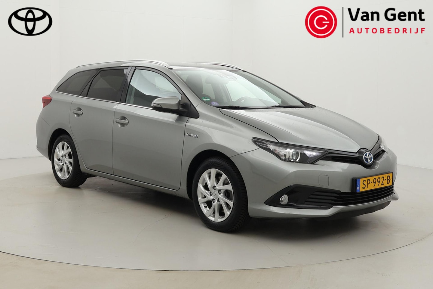 Toyota Auris - 1.8 Hybrid Dynamic Go | Navigatie | Keyless | Cruise Control | Clima | Camera | 16 inch | - AutoWereld.nl