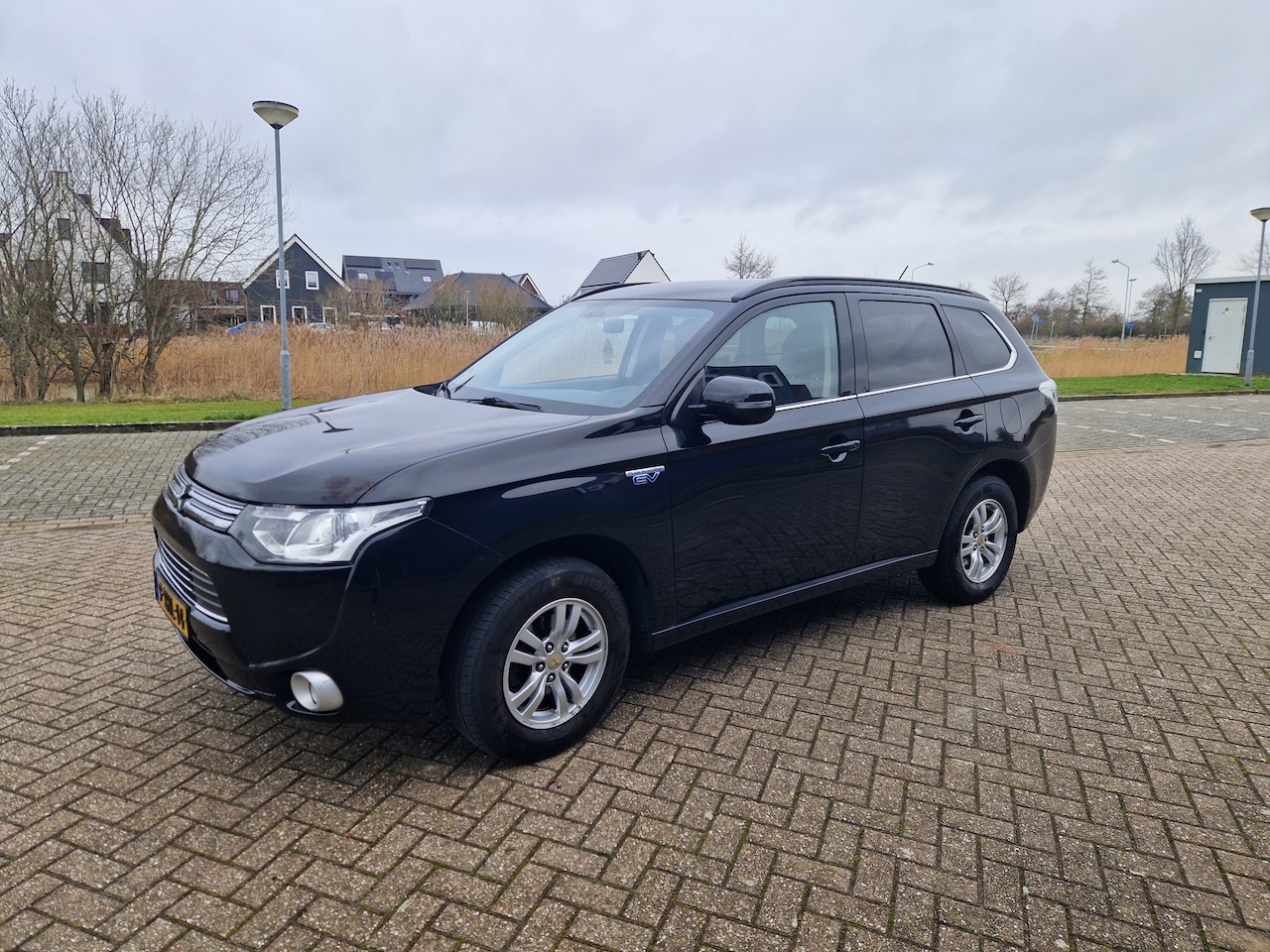 Mitsubishi Outlander - 2.0 PHEV Business Edition - AutoWereld.nl