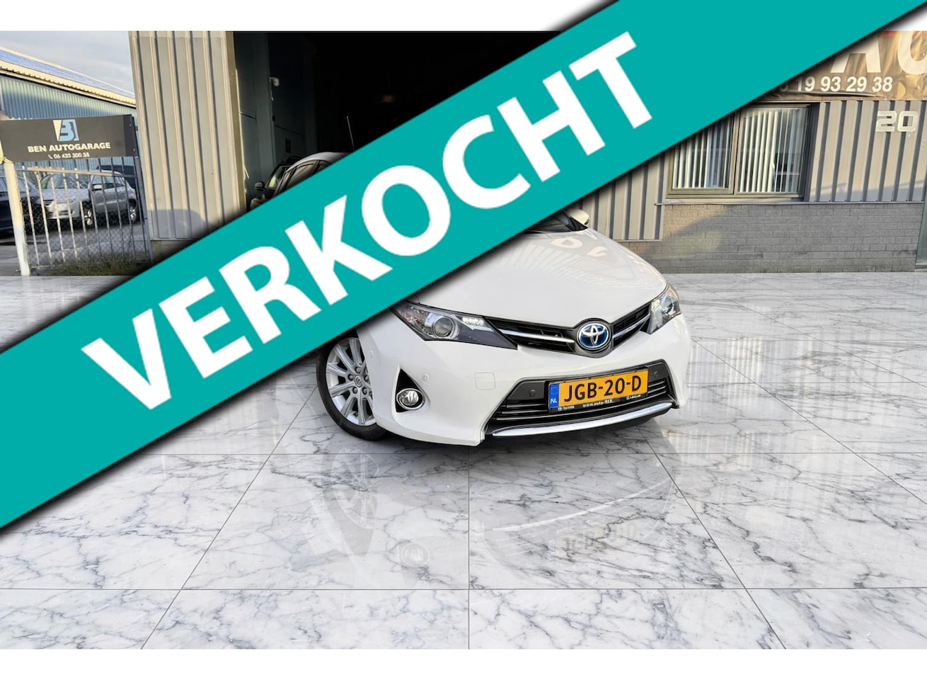 Toyota Auris - 1.8 Hybrid Executive Cam/Cruise/PDC - AutoWereld.nl