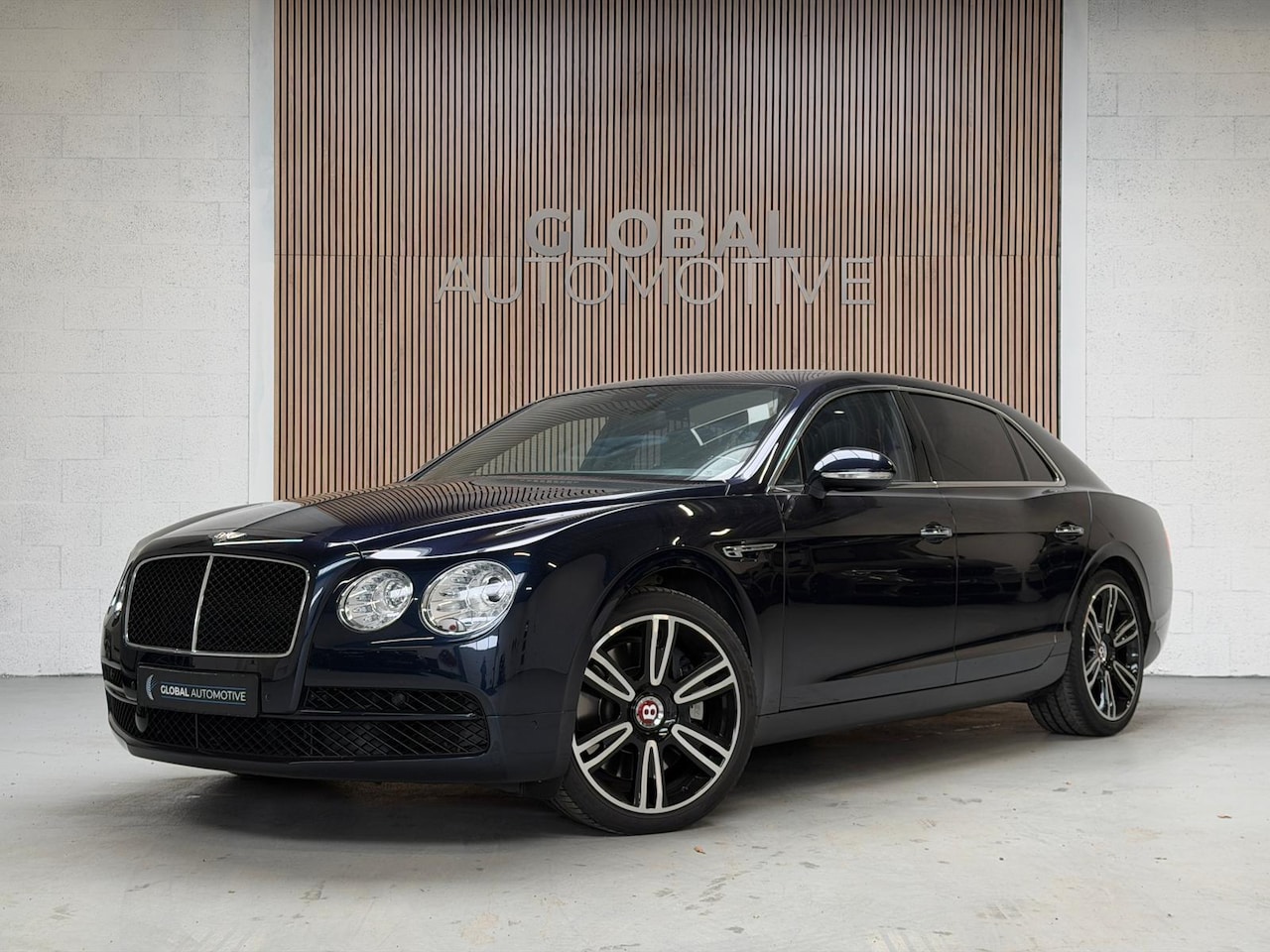 Bentley Flying Spur - 4.0 V8 - LEER - SCHUIFDAK - 21'' - AutoWereld.nl