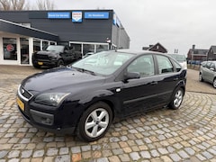 Ford Focus - 1.6-16V Futura
