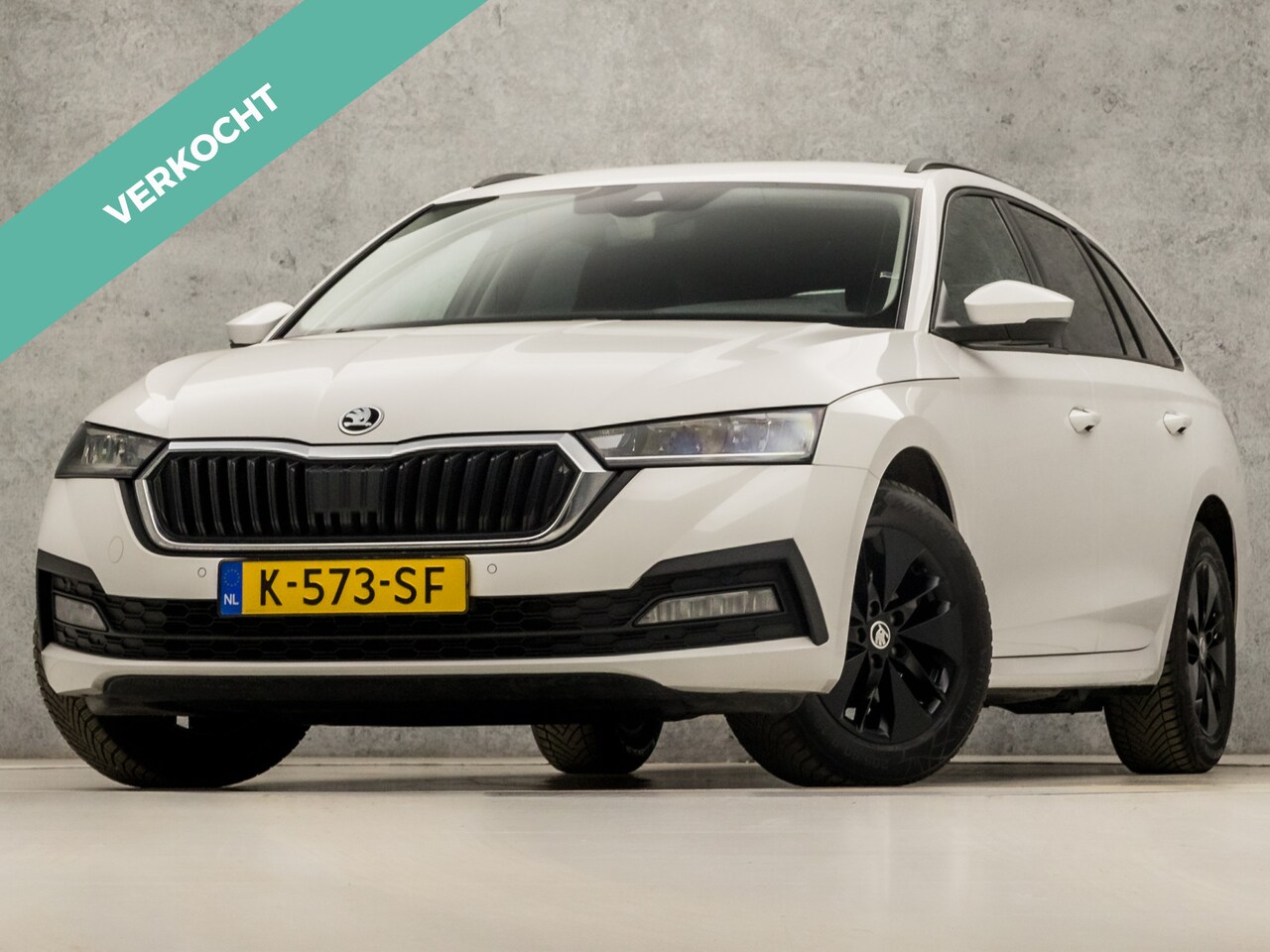 Skoda Octavia Combi - 1.0 e-TSI Sportline Automaat (VIRTUAL COCKPIT, APPLE CARPLAY, GROOT NAVI, GETINT GLAS, SPO - AutoWereld.nl