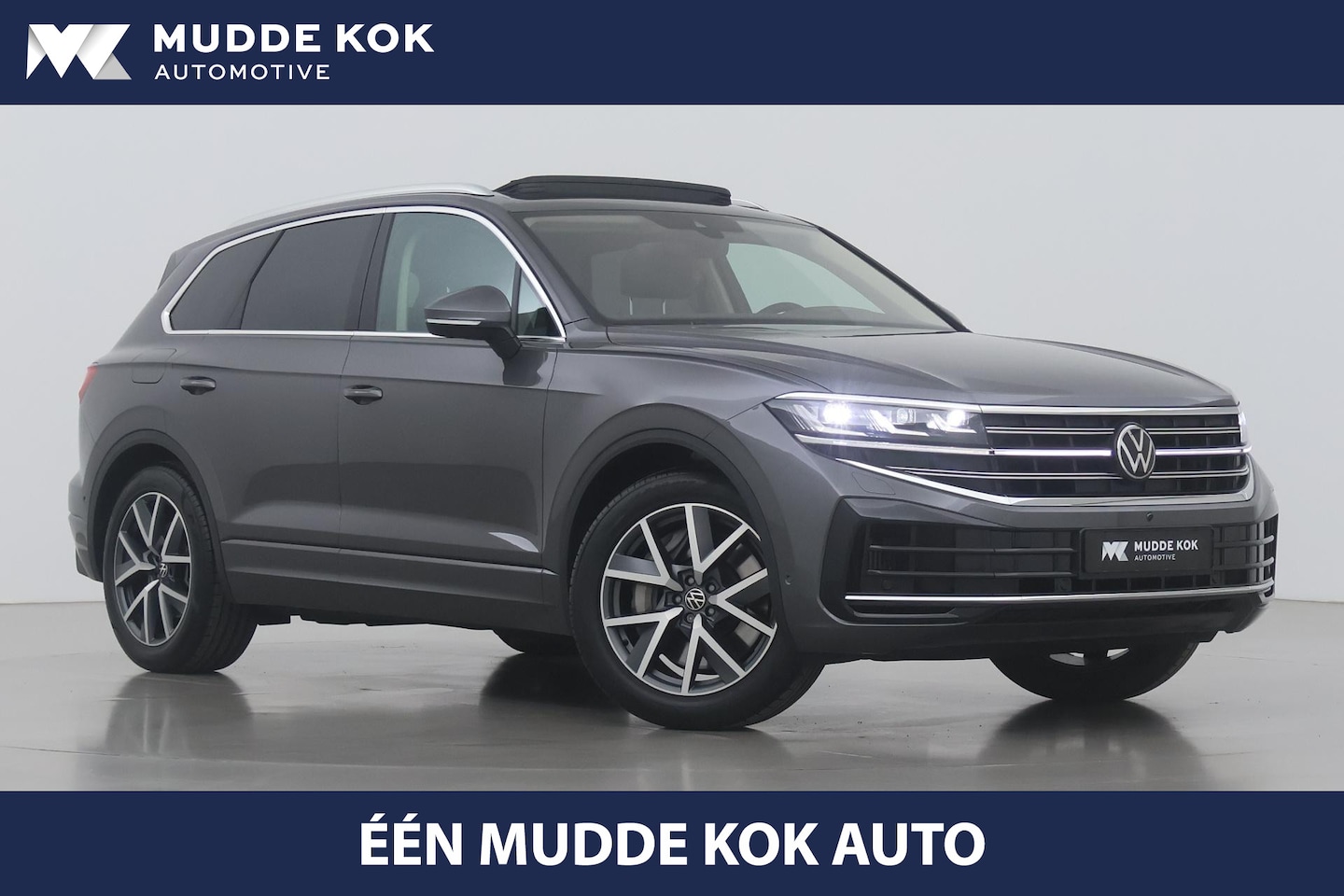 Volkswagen Touareg - 3.0 TSi eHybrid 4MOTION Elegance | Luchtvering | Trekhaak | Panoramadak | Head-Up | 360 Ca - AutoWereld.nl