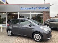 Toyota Verso S - Verso-s 1.3 VVt-i Aspiration CVT + Aanp. gaspedaal