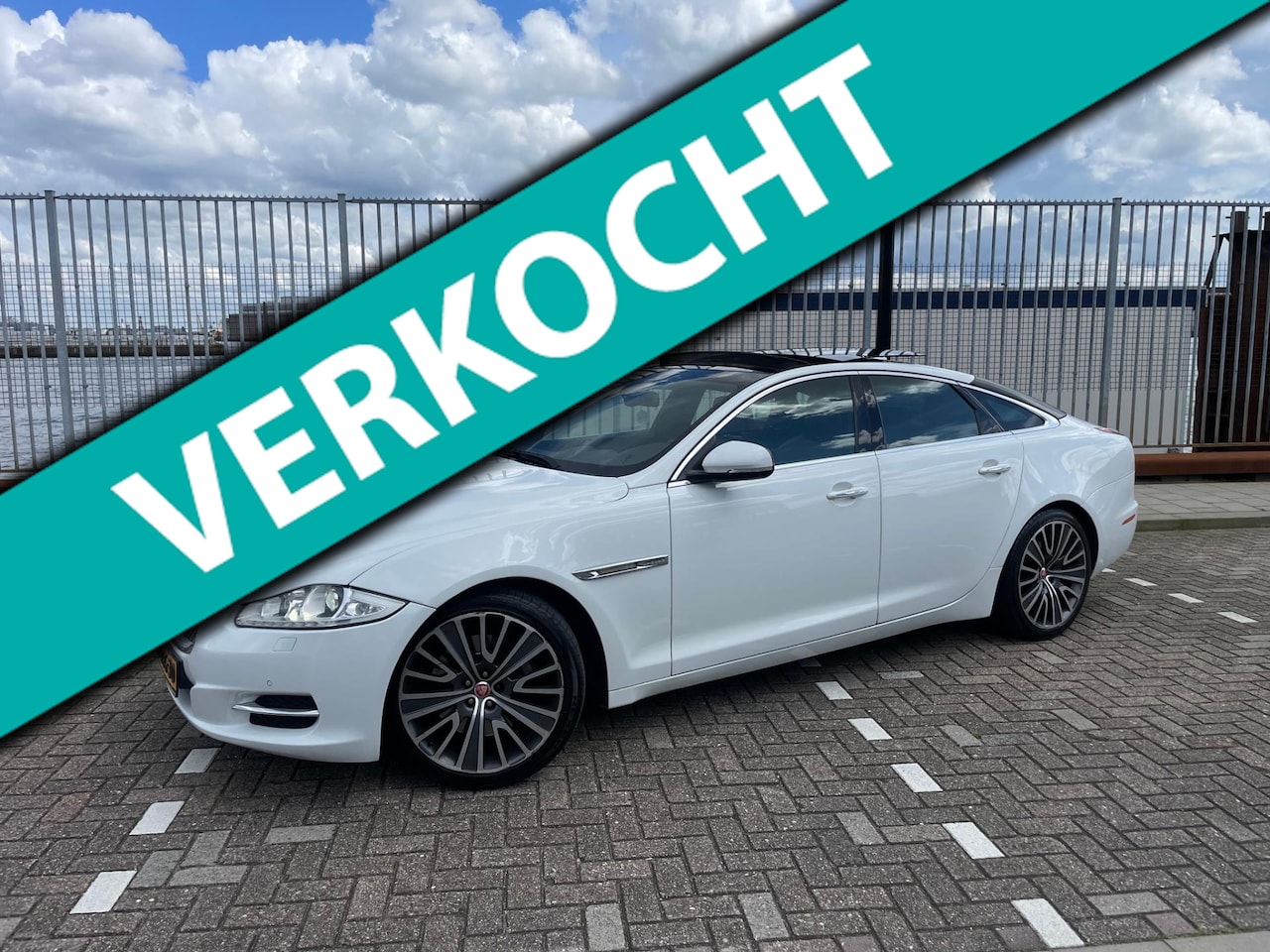 Jaguar XJ - 3.0 V6D Portfolio 3.0 V6D Portfolio - AutoWereld.nl