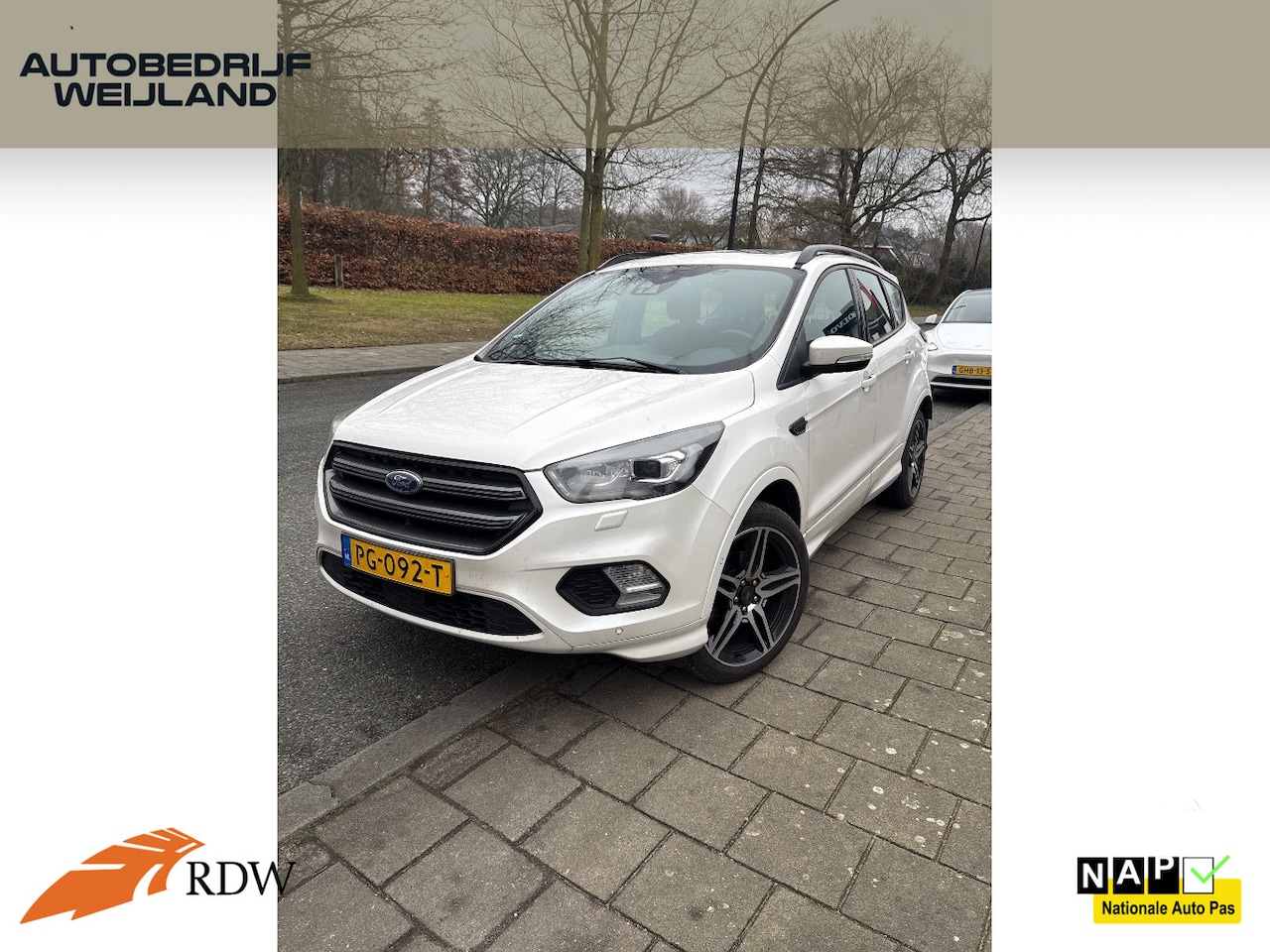 Ford Kuga - 1.5 EcoBoost ST Line Pano Trekhaak 2000kg I Pano I ST-line I PDC I Camera I Leer I NL-auto - AutoWereld.nl