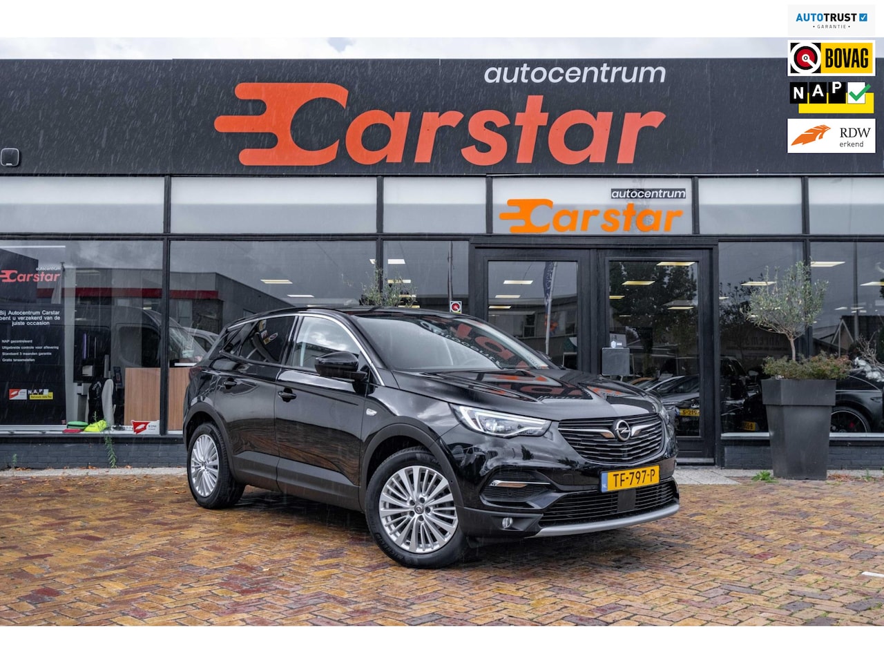 Opel Grandland X - 1.2 Turbo Innovation|Navi|Pdc|Cruise - AutoWereld.nl