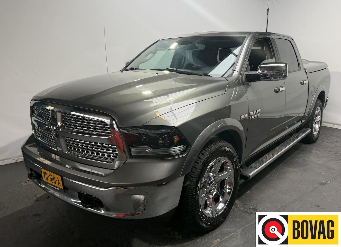 Dodge Ram 1500 - 5.7 V8 4x4 Quad Cab 6'4 5.7 V8 4x4 Quad Cab 6'4 - AutoWereld.nl