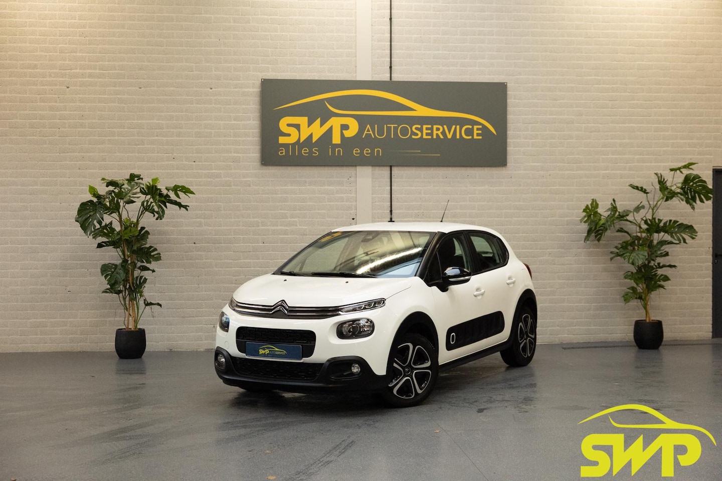 Citroën C3 - 1.2 PureTech Business | Navi | PDC | Automaat - AutoWereld.nl
