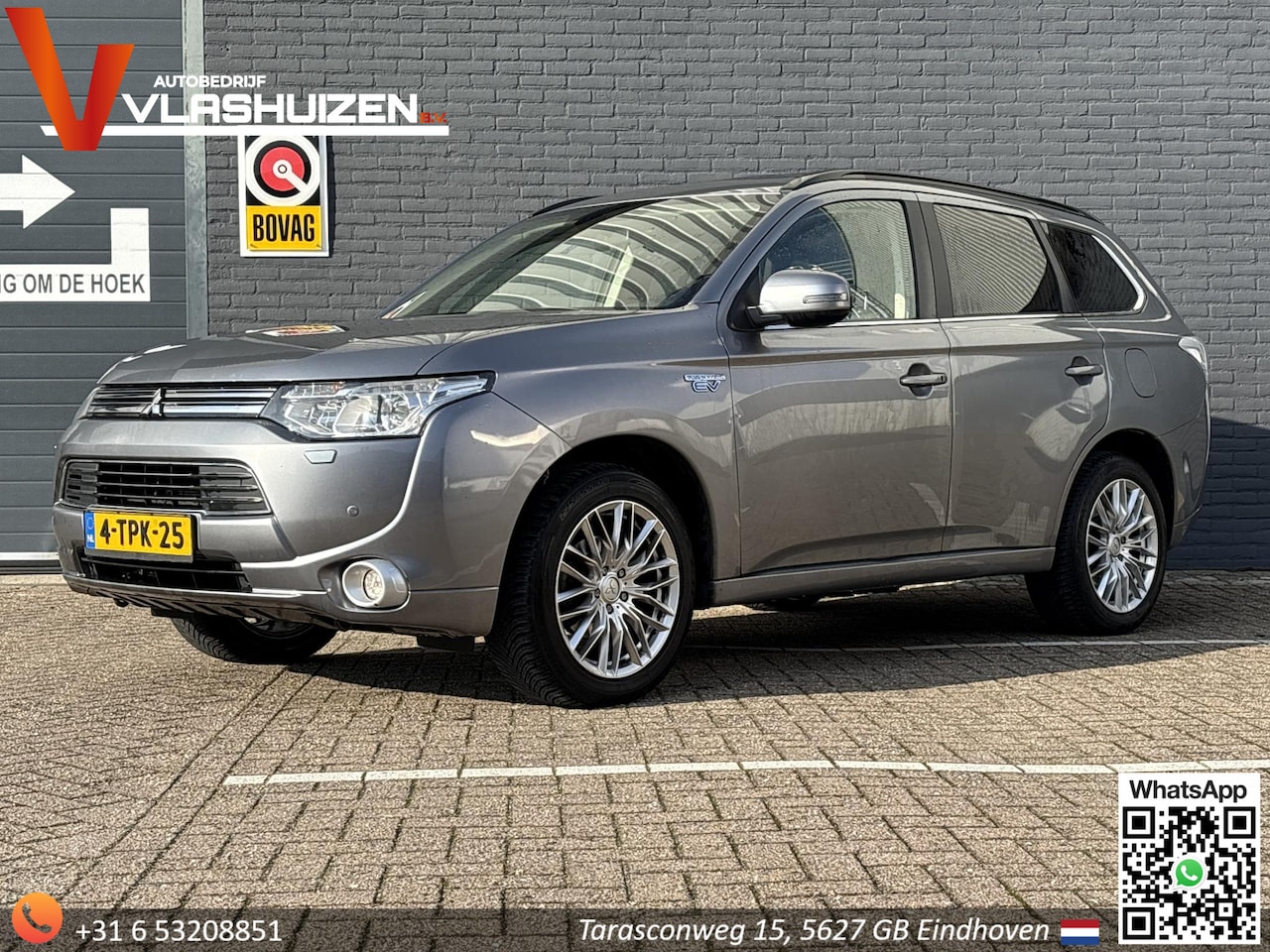 Mitsubishi Outlander - 2.0 PHEV Instyle | Leder | Pano | Climate | Cruise | Navi | Stoelverwarming | - AutoWereld.nl