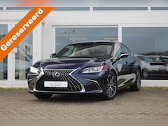 Lexus ES - 300h Hybride I Luxury Line I NL-auto Open dak I Applecarplay