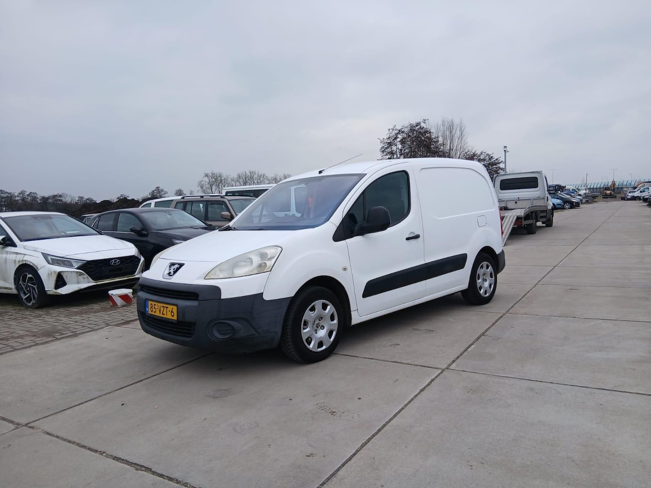 Peugeot Partner - 1.6HDI 3 zitter - airco - Cruisecontrol - Export - AutoWereld.nl