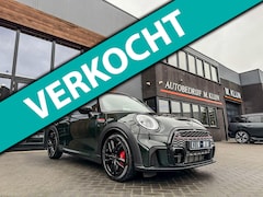MINI John Cooper Works - 2.0 JCW Pack F1 aut 231pk/Pano/Camera/Btw/Rebel Green