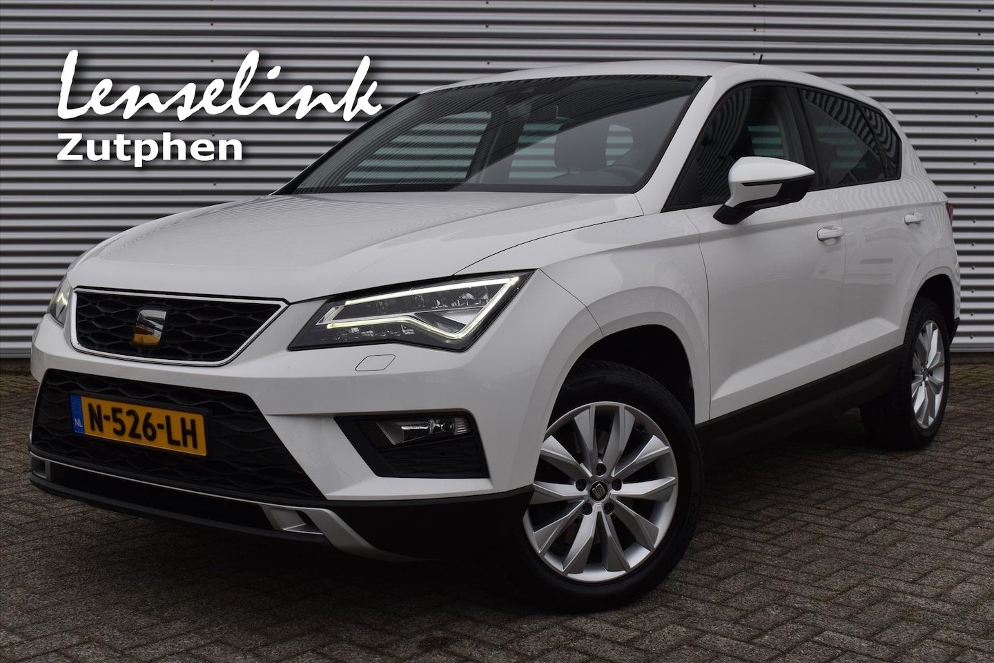 SEAT Ateca - 1.0 EcoTSI STYLE | Apple carplay | Afn. trekhaak | Navi | Full LED | Achteruitrij camera | - AutoWereld.nl