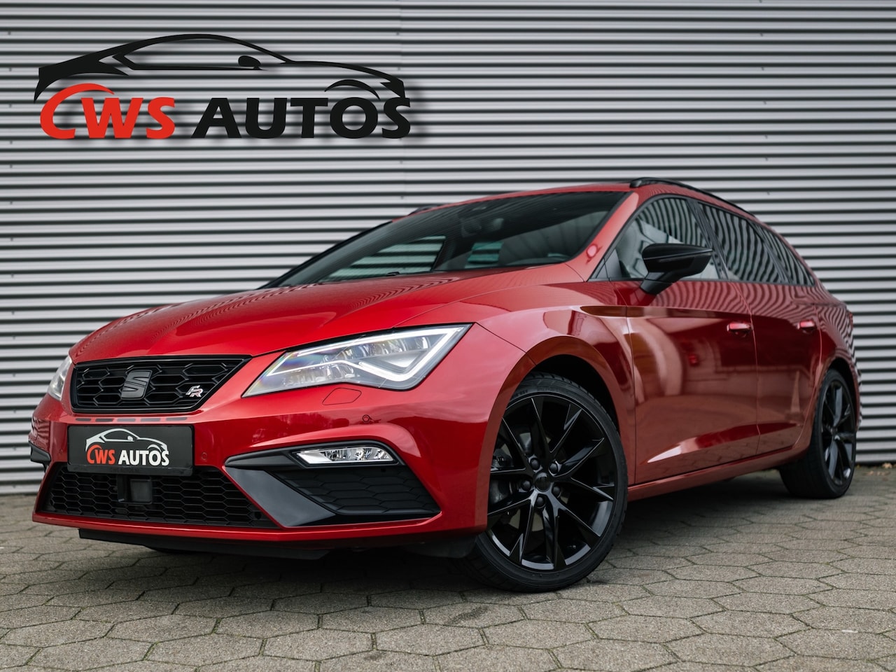 SEAT Leon ST - 1.5 TSI FR Business Intense VIRTUAL*PANO*BEATS*CAMERA*KEYLESS*ZWARTE HEMEL*BLACK LINE - AutoWereld.nl