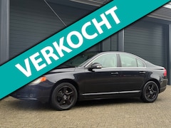 Volvo S80 - 2.5 T Momentum, Carplay, Stoelverw., Trekhaak