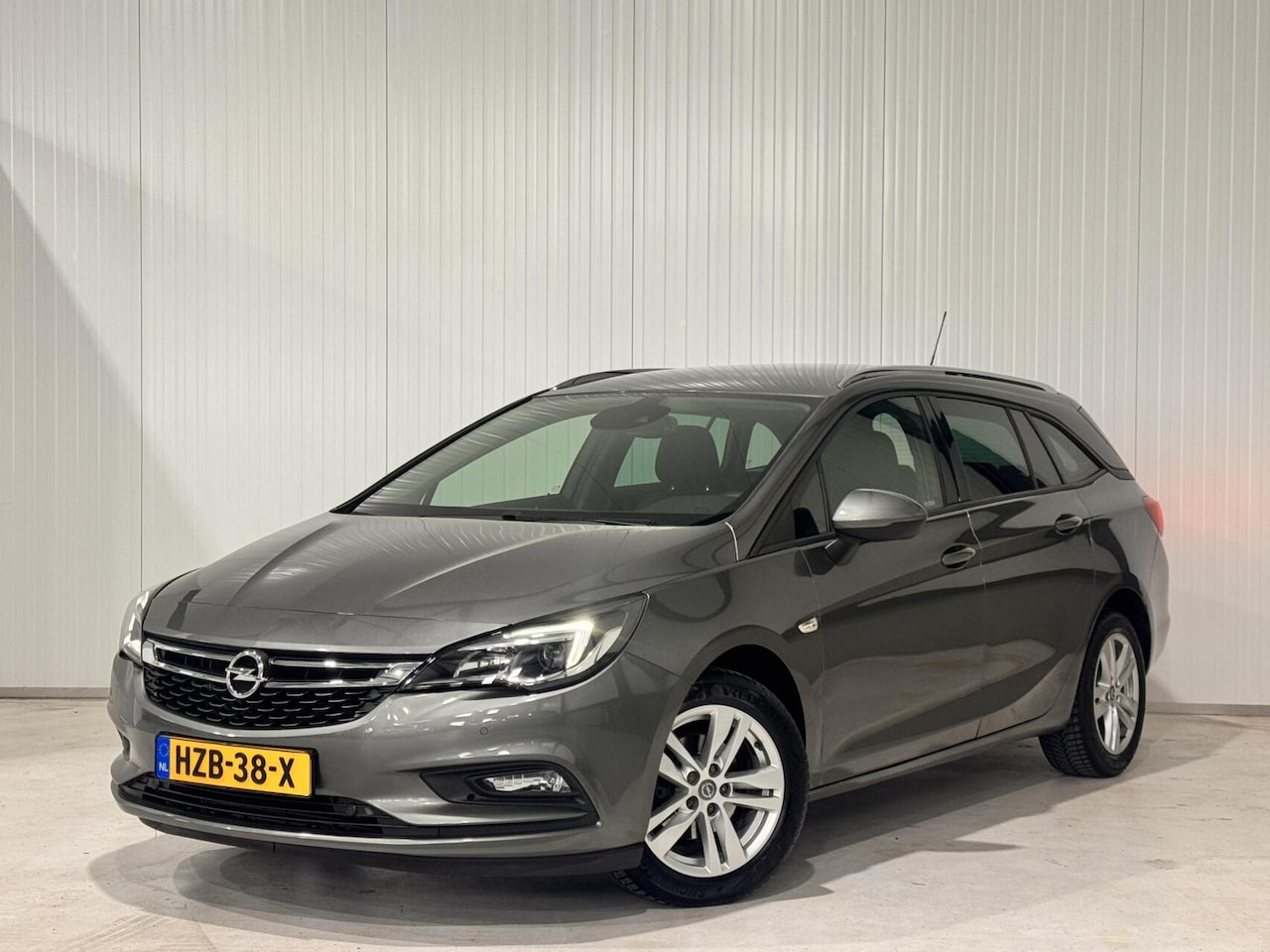 Opel Astra Sports Tourer - 1.4 Innovation|AUTOMAAT|CARPLAY| - AutoWereld.nl