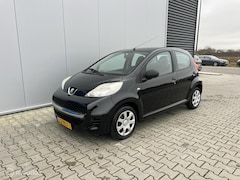 Peugeot 107 - 1.0-12V Accent