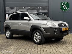 Hyundai Tucson - 2.0i 4WD Style | 4x4 | trekhaak | Airco