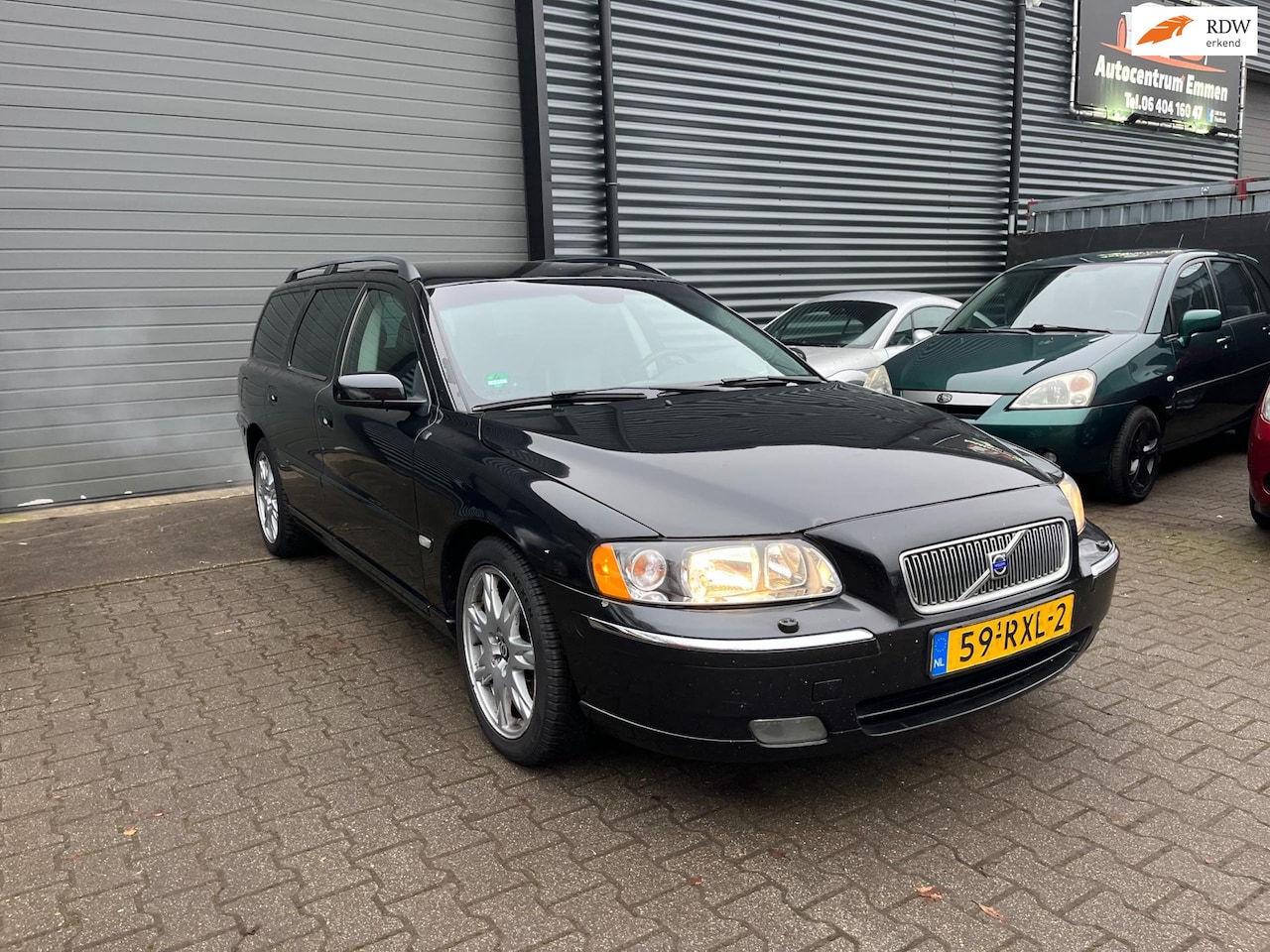 Volvo V70 - 2.4 D5 2.4 D5 - AutoWereld.nl