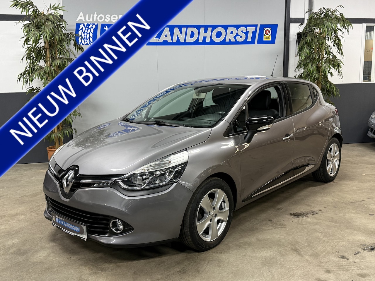 Renault Clio - 0.9 TCe Expression // airco // Cruise // lm velgen - AutoWereld.nl