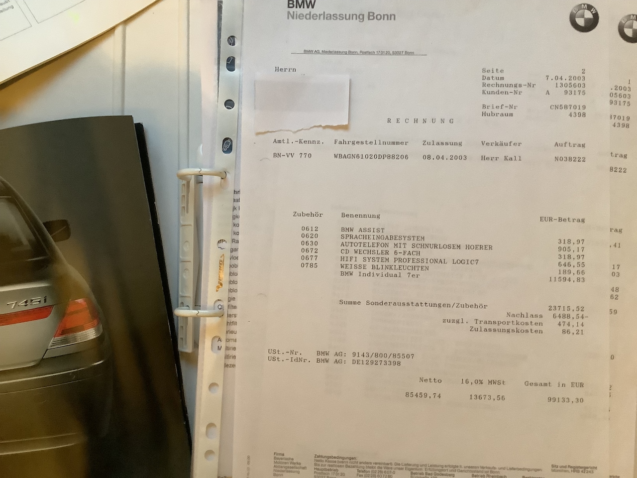 BMW 7-serie - 745Li Executive Nachtblauw metallic, individual uitvoering - AutoWereld.nl