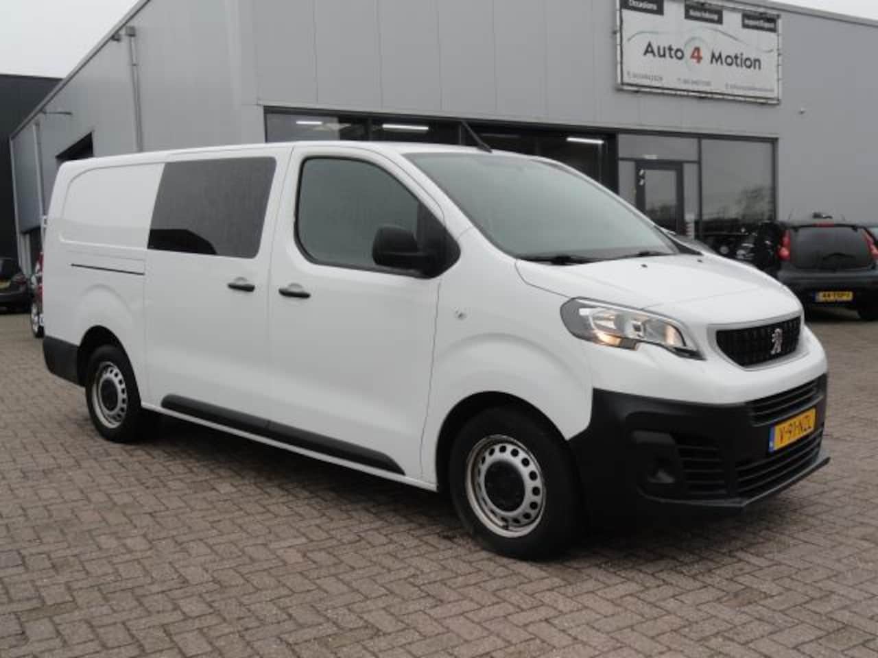 Peugeot Expert - 1.5BlueHDI MET NAVIG I ANDROID I 360"CAMERA I 2 SCHUIFDEUREN - AutoWereld.nl