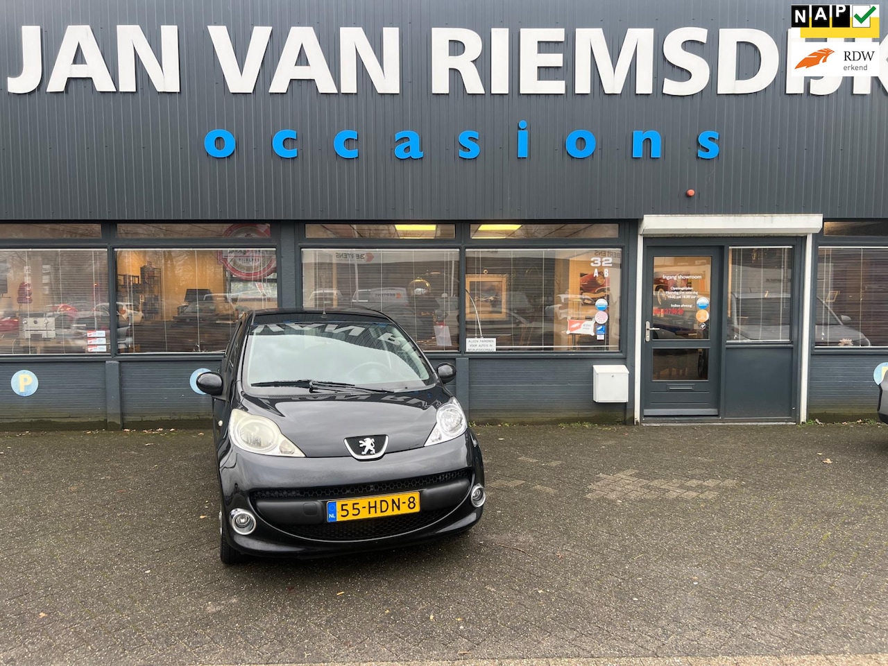 Peugeot 107 - 1.0-12V XS bj 2008 sportvelgen164069 nap 5 deurs - AutoWereld.nl